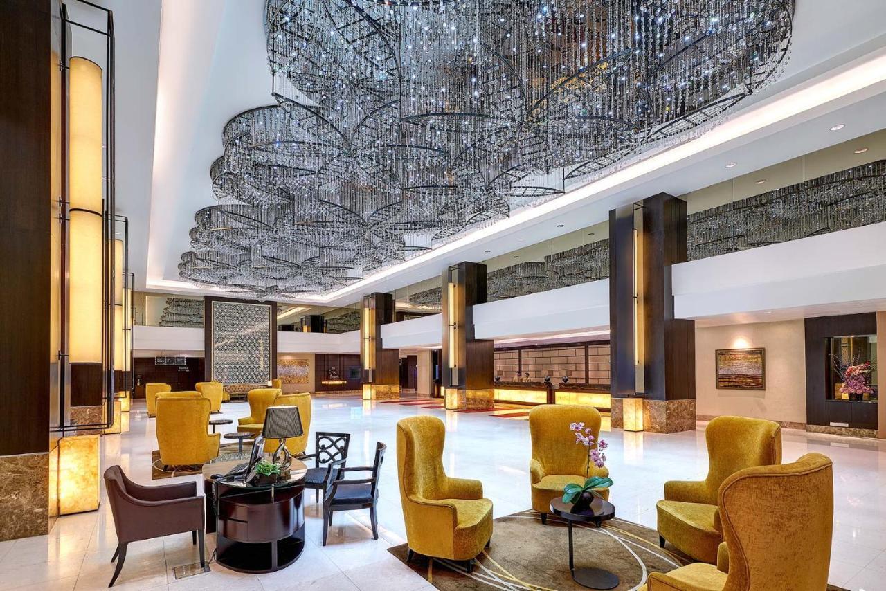 Hatten Hotel Melaka Buitenkant foto The lobby of the hotel