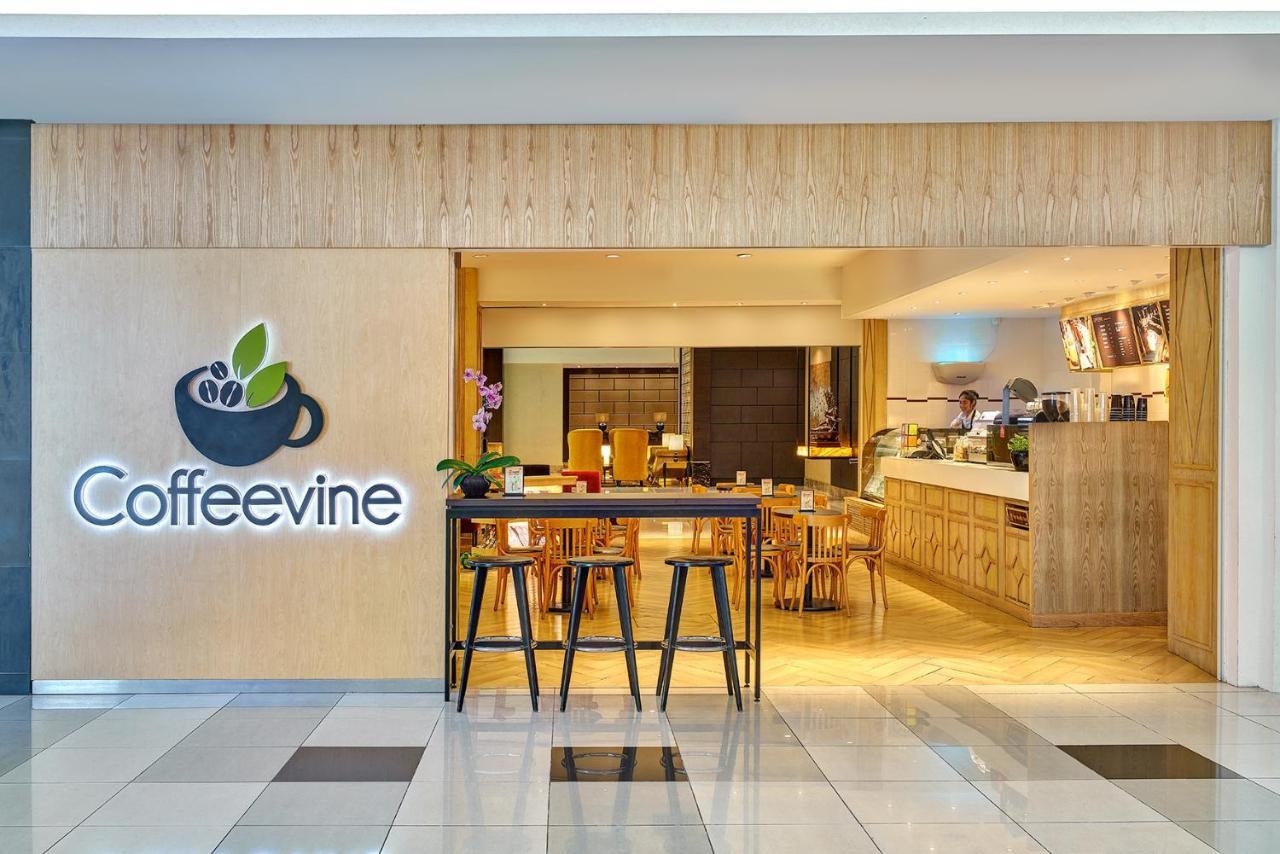 Hatten Hotel Melaka Buitenkant foto CoffeeVine